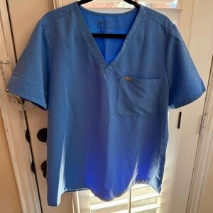 FIGS Women’s Catarina in Ceil Blue